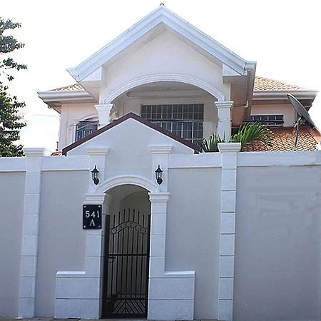 Leizel'S Bed & Breakfast Palompon Exterior foto